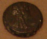 Египетская богиня Исида.  Монета Птолемея 2. Эрмитаж. Фото Лимарева В.Н. 