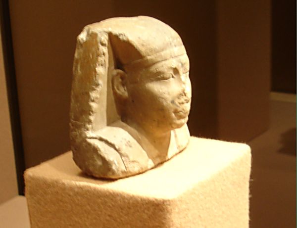 Египтянин. (Египет 1-2 век до н.э.) Эрмитаж. фото Лимарева В.Н. 